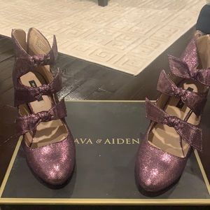 Ava & Aiden lavender bootie